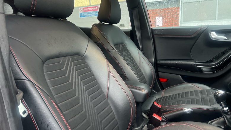 Ford Puma 1.0 EcoBoost Hybrid mHEV 155 ST-Line X 5dr Petrol Hatchback